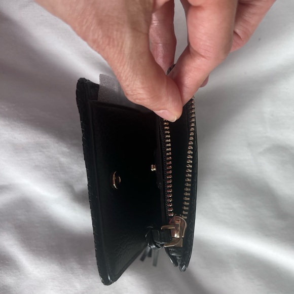 New Tory Burch Thea wallet - Picture 6 of 7